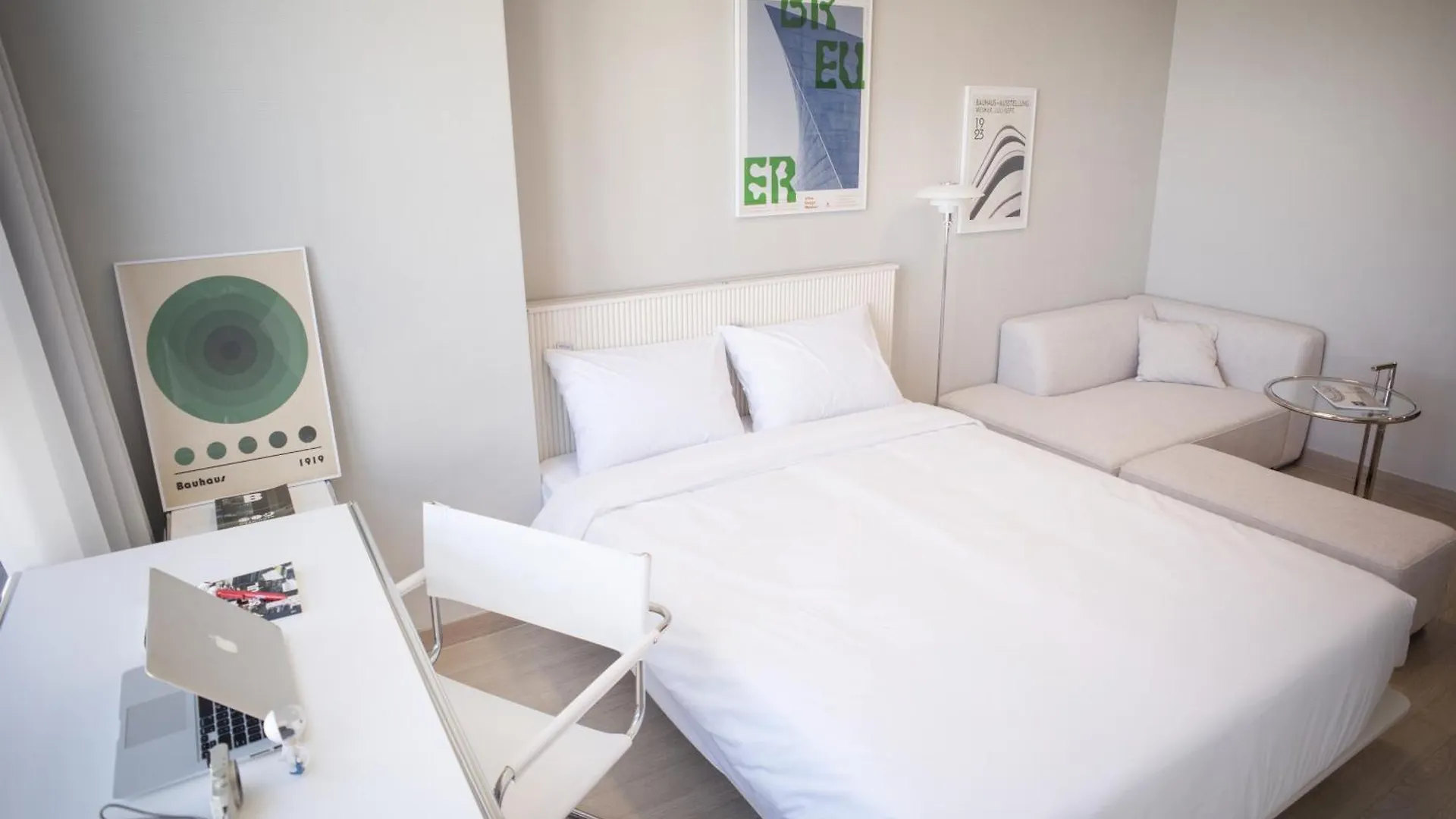 Uh Flat The Songdo Apartment Incheon