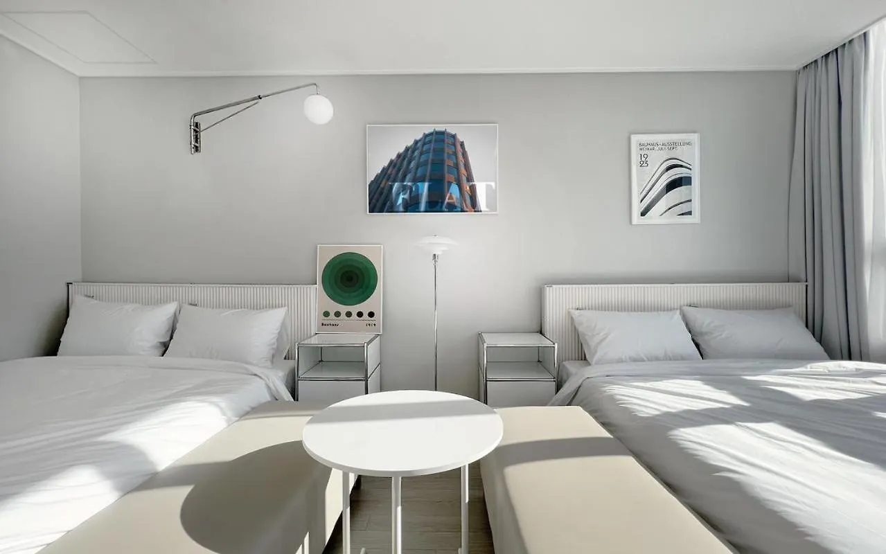 Uh Flat The Songdo Apartment Incheon