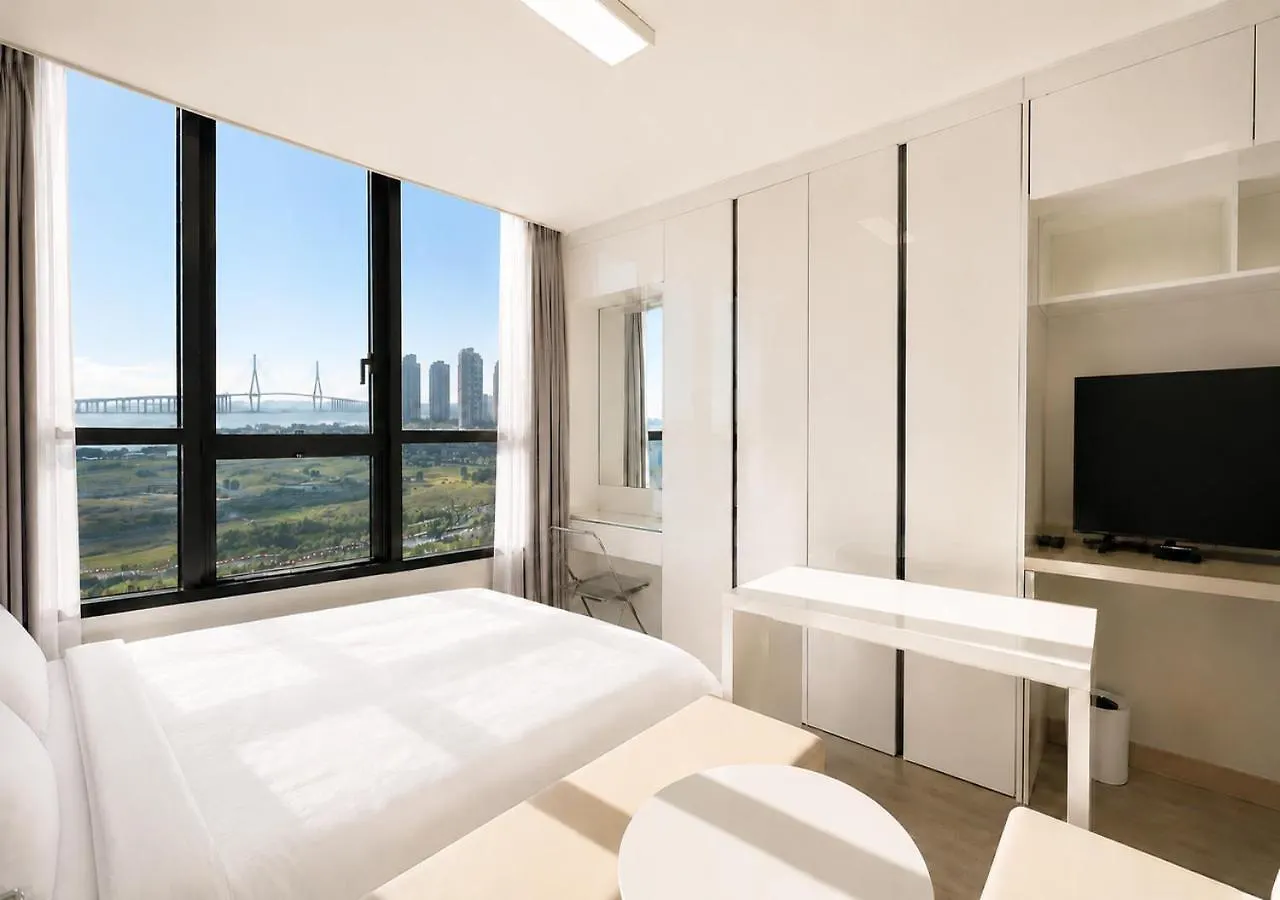 Uh Flat The Songdo Apartment Incheon